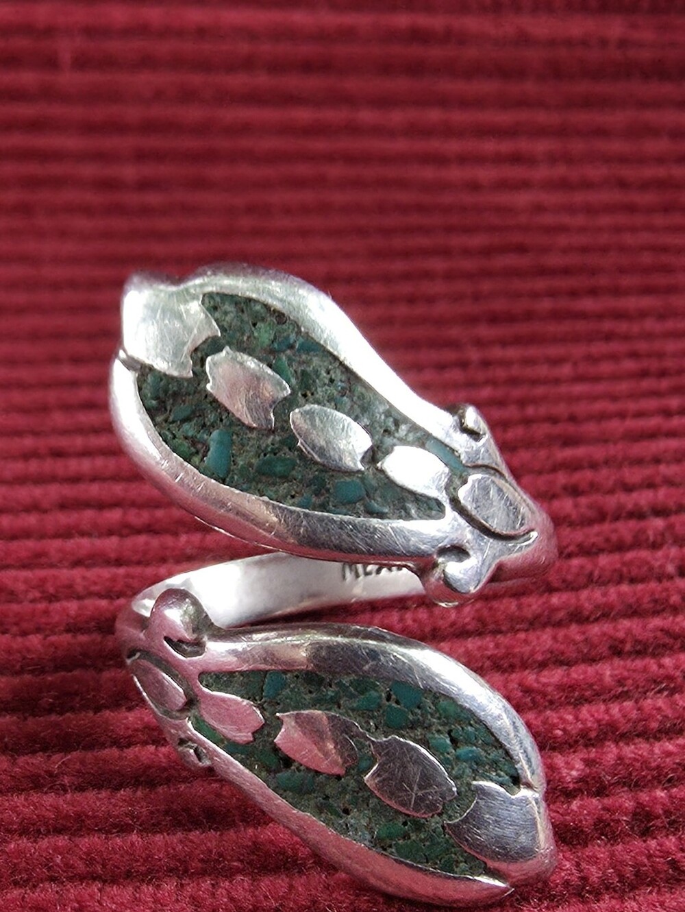 Taxco Vintage Crushed Turquoise Sterling Silver Bypass Ring 925 Size 7